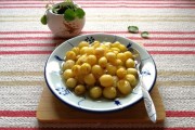如何制作美味的冰糖莲子，浙江传统甜品菜谱