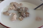 杏仁猪肺汤的做法及功效，润肺化痰止咳的滋补佳品