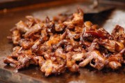 如何制作正宗的安徽传统美食-油炸麻雀