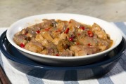 梅子蒸排骨的做法及烹饪技巧-浙江菜经典家常菜