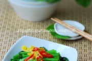 如何制作美味可口的糖拌菜心-浙江菜经典凉拌小菜