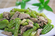 如何制作美味可口的凉瓜牛肉丝？详细步骤+小技巧分享