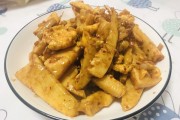 如何制作地道的浙江菜-干烧冬笋