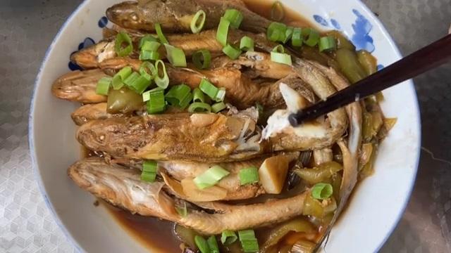 红烧沙光鱼