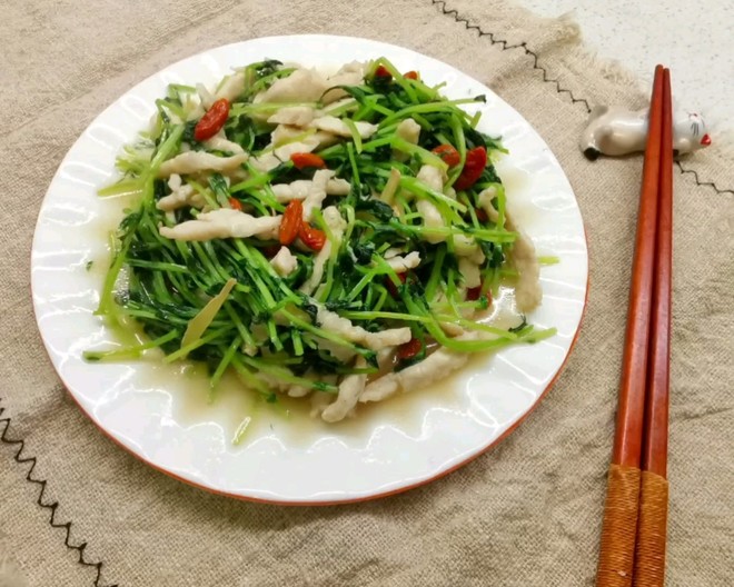 豌豆鸡丝