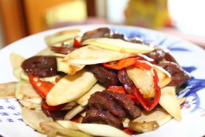 茭白烧腊肉