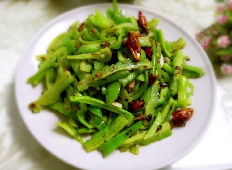 干煸苦瓜丝