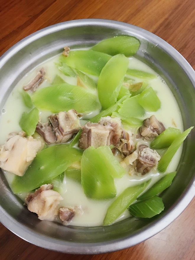 鸡油莴苣笋