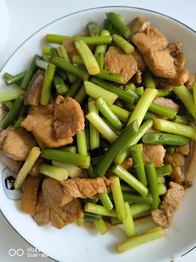 蒜薹烧肉