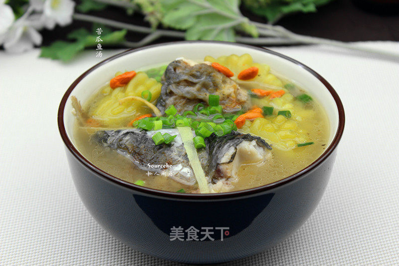 鲤鱼苦瓜汤