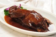 如何制作正宗沪菜卤鸭？详细步骤+小技巧全攻略