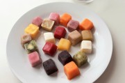 彩虹水果冰块制作指南，无添加健康儿童零食食谱