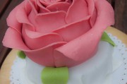 母亲节特辑：从零开始制作惊艳全场的巨型玫瑰蛋糕教程