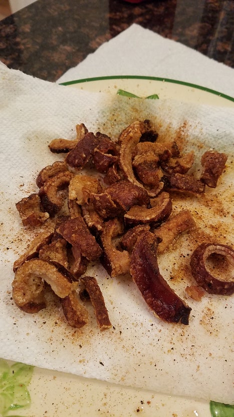 边角料与猪皮脆片