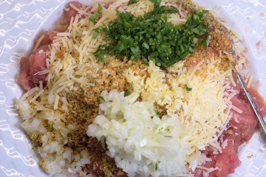 肉丸成型与烹饪