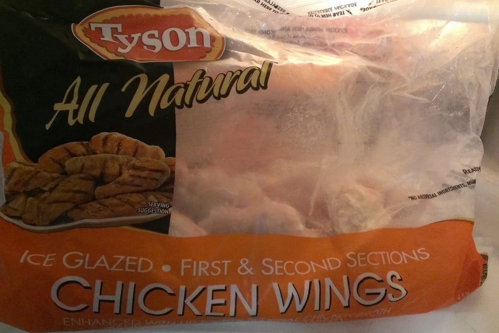 准备鸡翅与烟熏炉