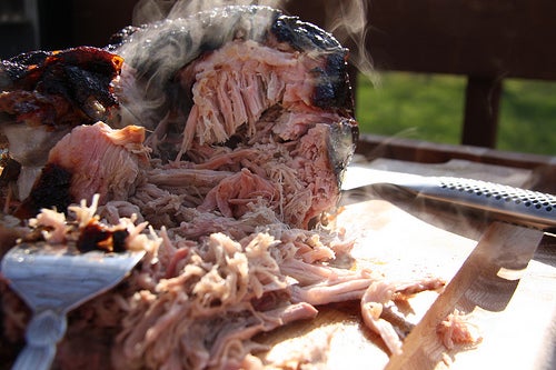 威焙水壶烤架手撕猪肉