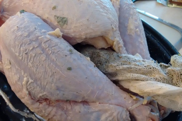 塞入纱袋并封腔