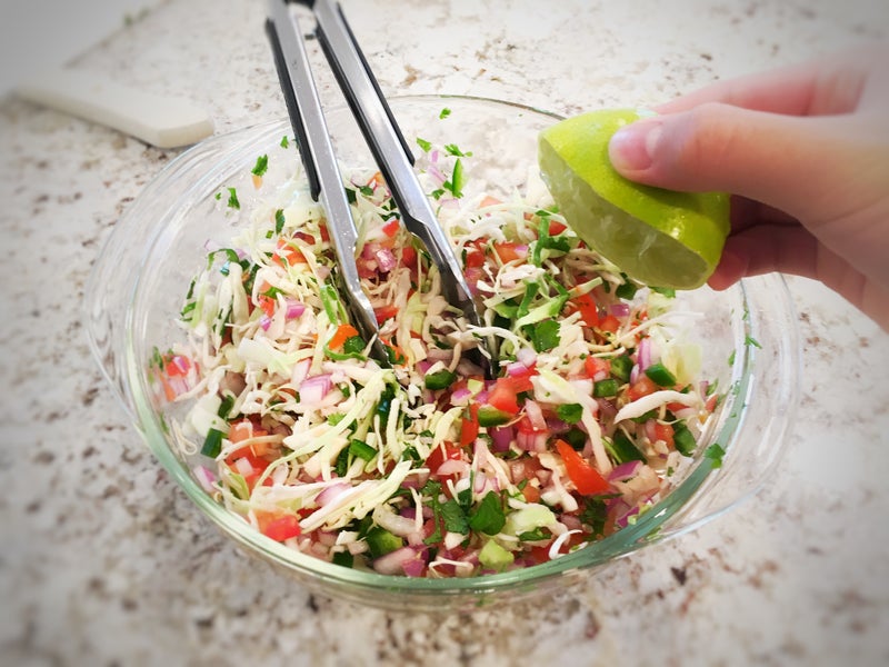 墨西哥辣味卷心菜沙拉