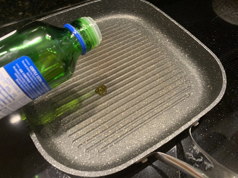 炒制洋葱与牛肉