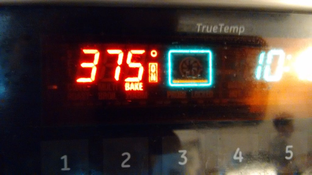 预热烤箱至375℉