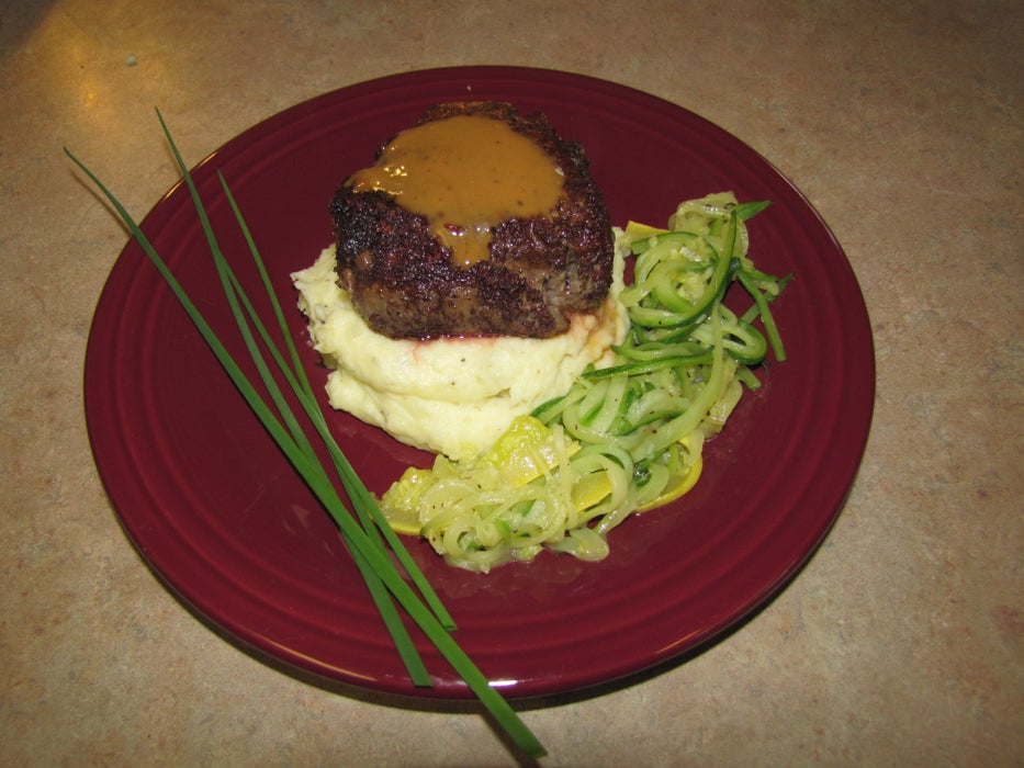 可可碎粒脆皮牛排