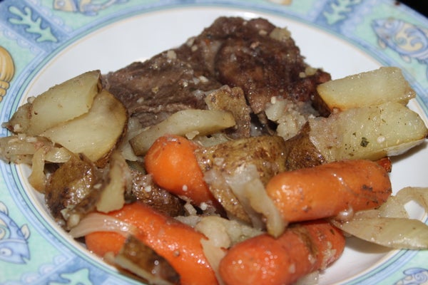 无骨牛腩肉晚餐