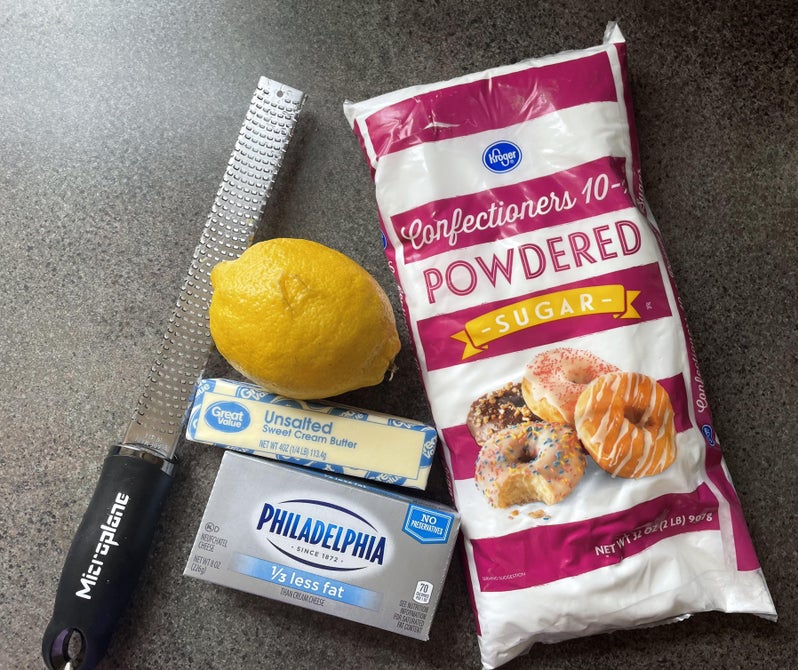 制作柠檬奶油霜