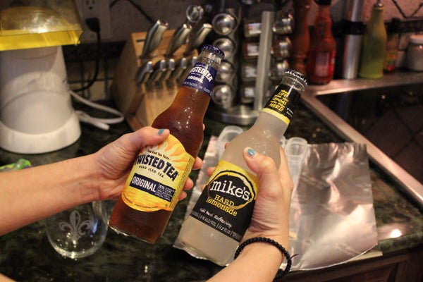 准备材料！含酒精饮料哦 ;)