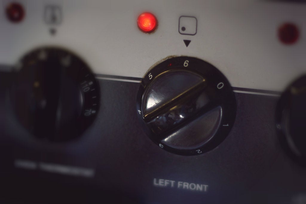 将旋钮调至6档。