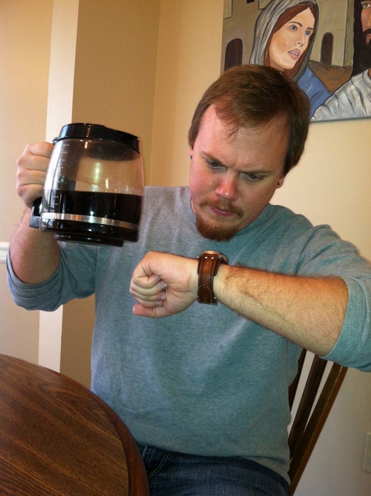 冲泡咖啡并冷却