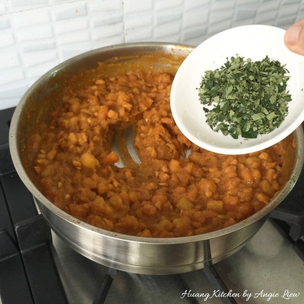 Add Minced Curry Leaves.