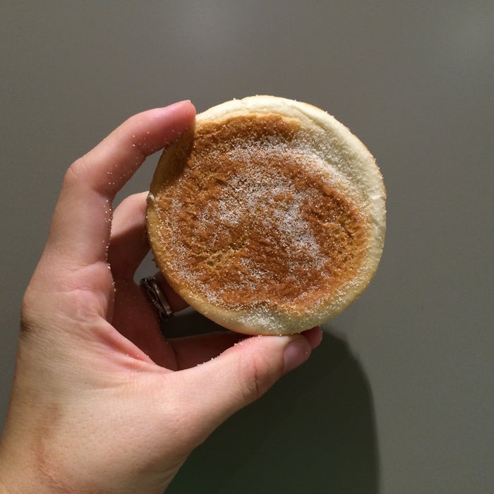 添加面包作为烘烤基底