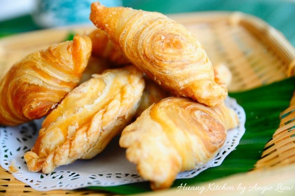 Serve These Curry Puffs Warm.