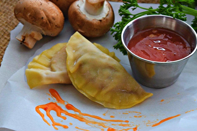 将慢炖锅用作饺子蒸锅