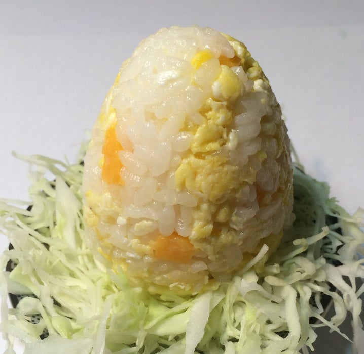 鸡蛋形饭团