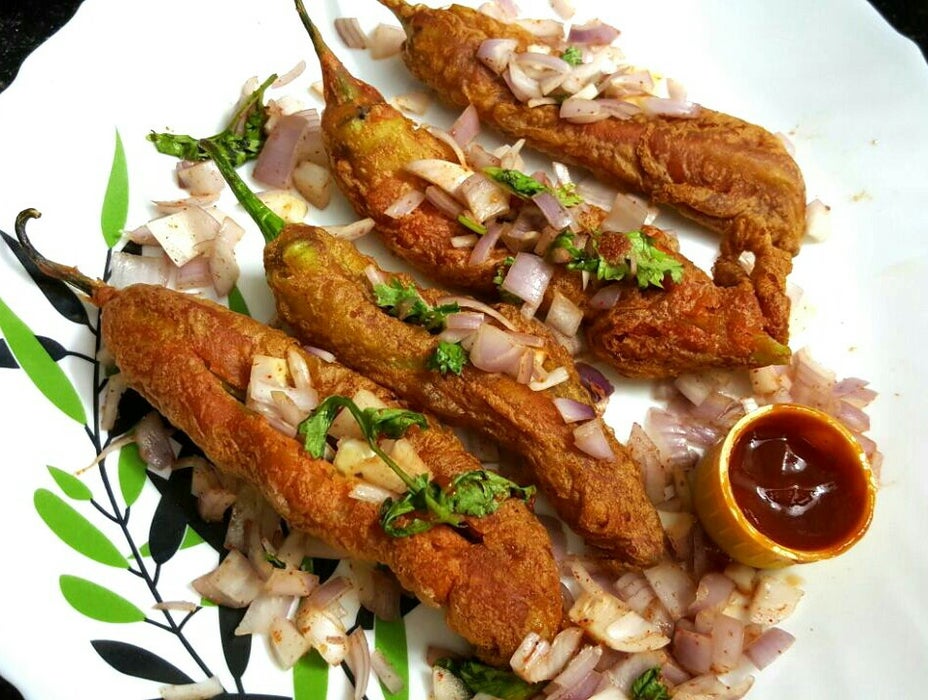 Mirchi Bajji（辣椒脆饼）- 印度街头小吃