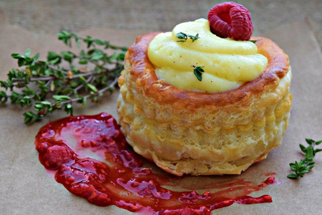 覆盆子百里香风船酥