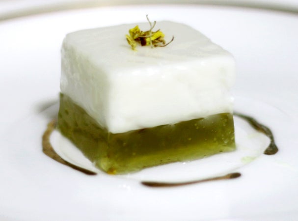 椰汁桂花冻食谱：花香椰奶布丁