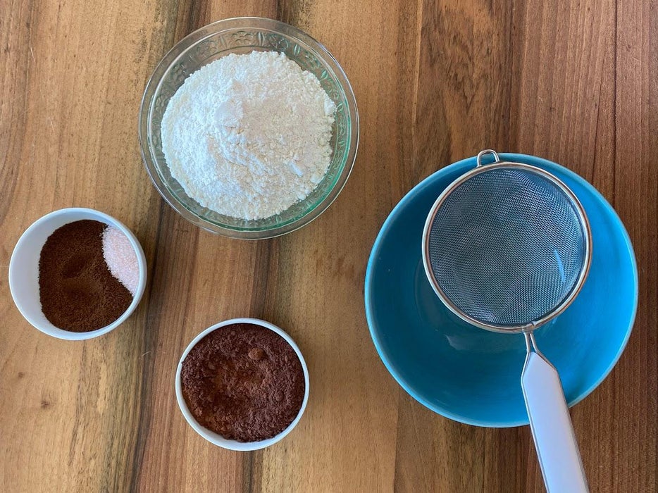 布朗尼-干性材料