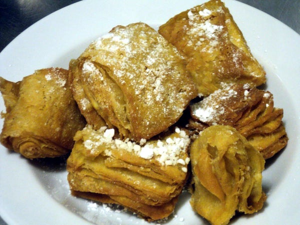 可颂贝涅油炸糕点