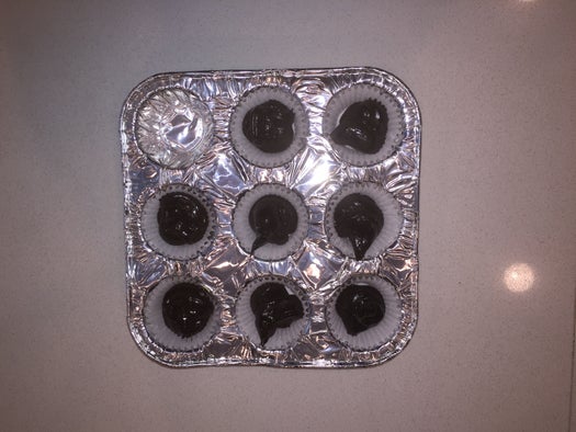 杯形蛋糕、蛋糕和甜甜圈!!