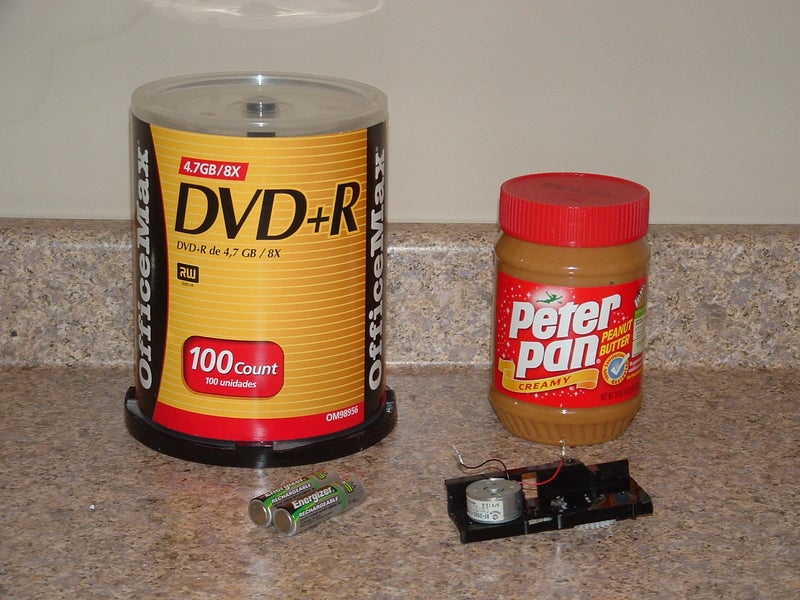 准备冰淇淋机材料