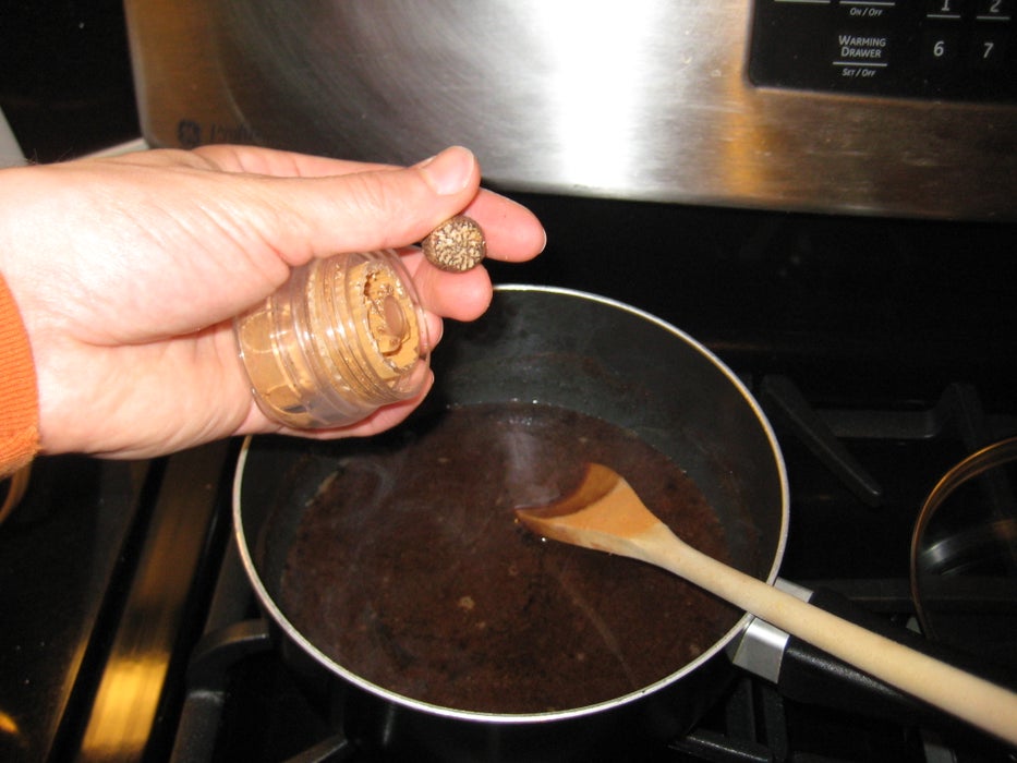 加入现磨肉豆蔻