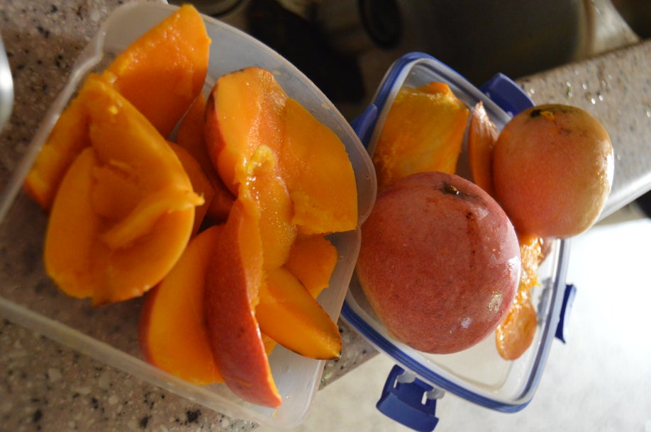 制作顺滑芒果泥