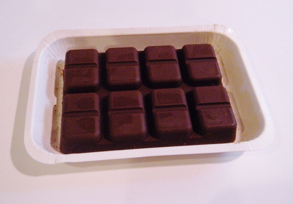 蘸取巧克力涂层！