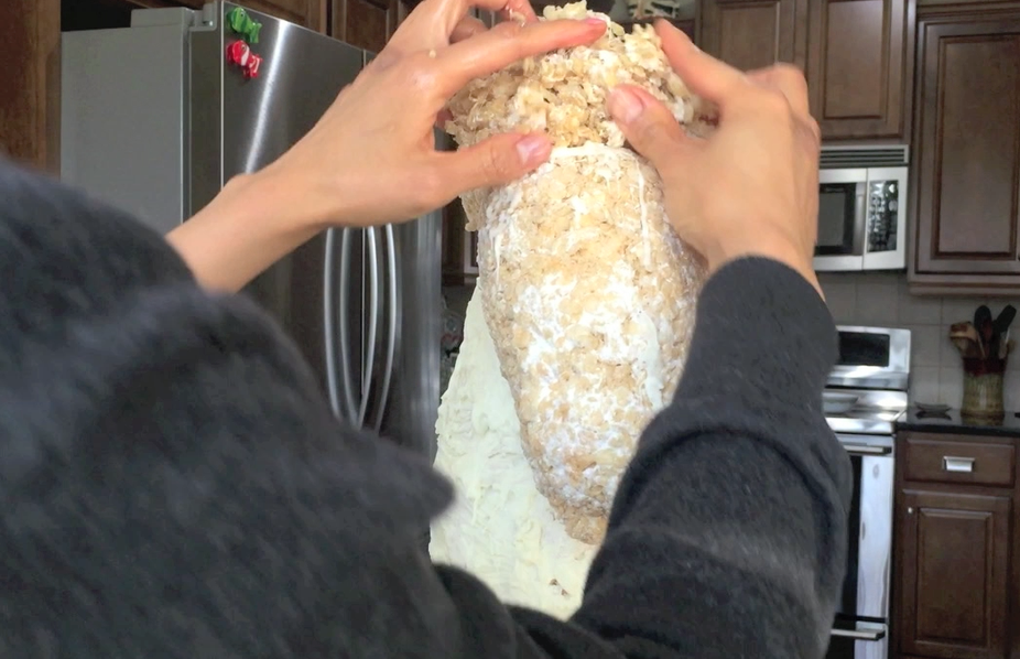 添加混合物塑造头部