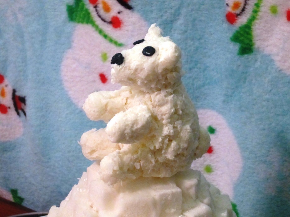 可食用白巧克力椰丝北极熊糖块冰屋雕塑