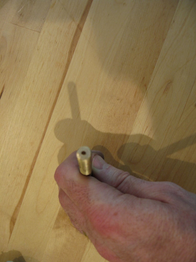 安装电机与支杆