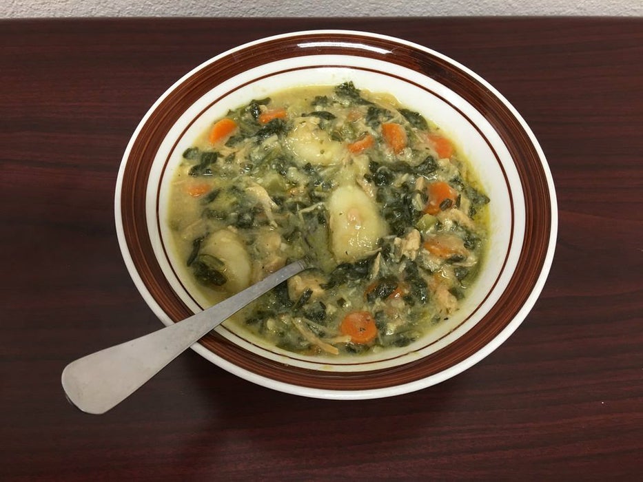 慢炖锅鸡肉土豆团子汤